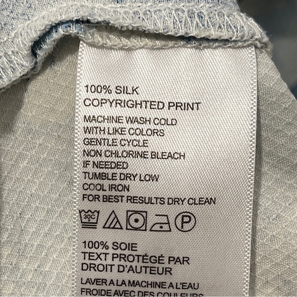 Tommy Bahama 100% Silk Hibiscus Heights Scandia Blue Hawaiian Short Sleeve Shirt - Picture 6 of 7